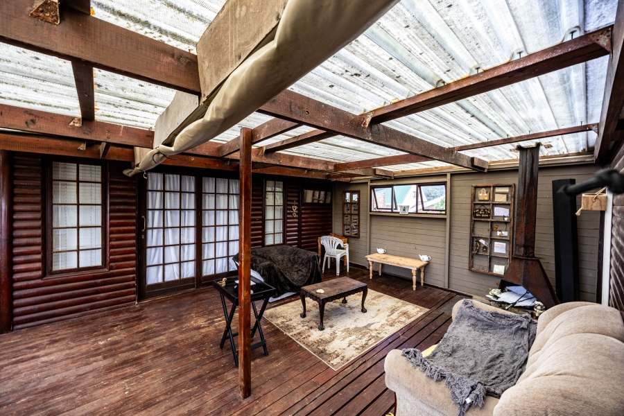 6 Bedroom Property for Sale in Kaysers Beach Eastern Cape